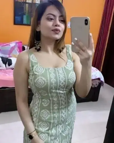 Call Girl in Sircilla